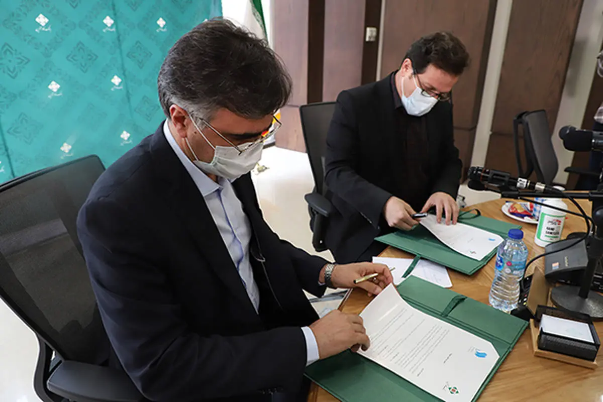 امضا تفاهمنامه بانک کارآفرین با صندوق تعاون و رفاه سازمان نظام پزشکی ایران 