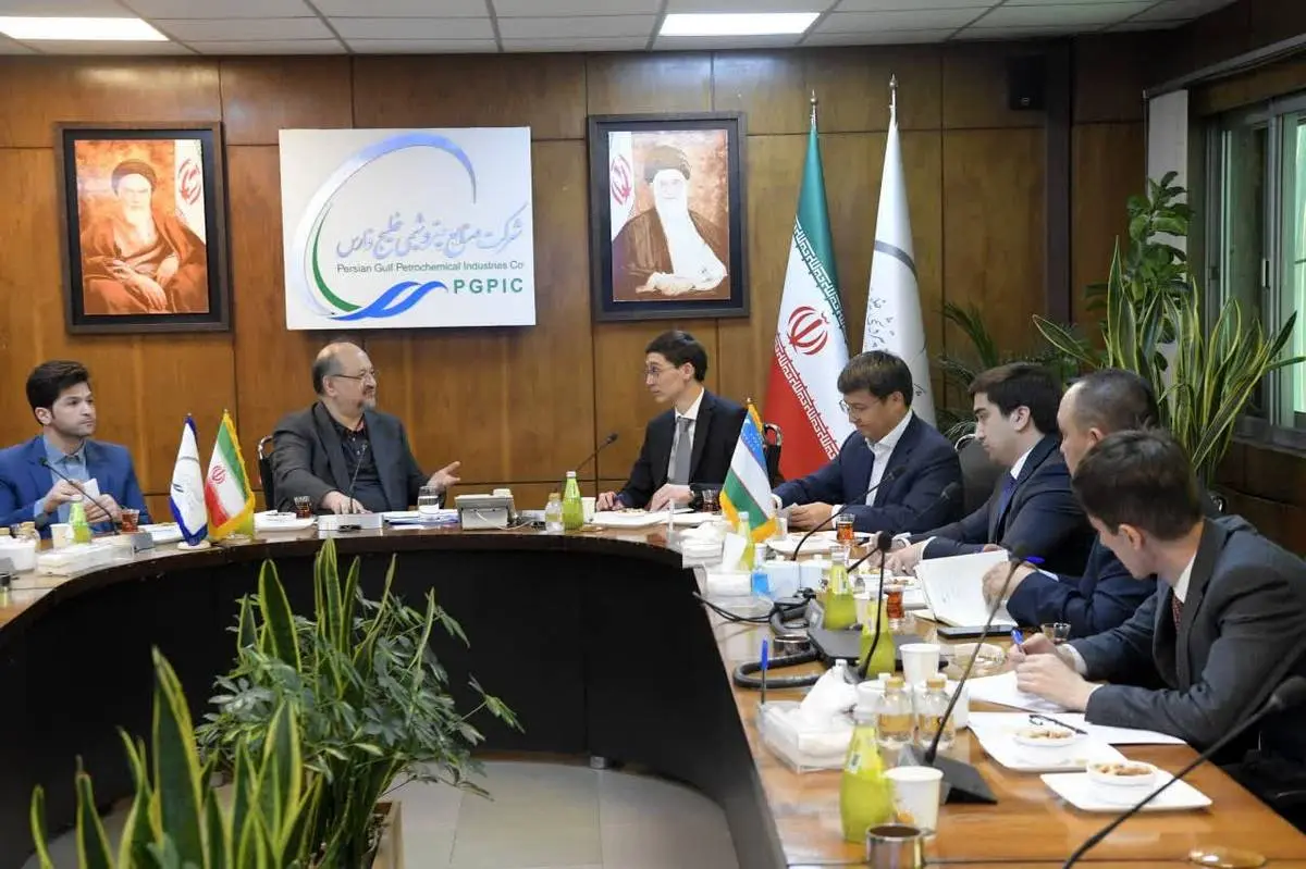 هلدینگ خلیجفارس، آماده تدوین نقشه راه همکاریهای دو کشور در زمینه پتروشیمی است