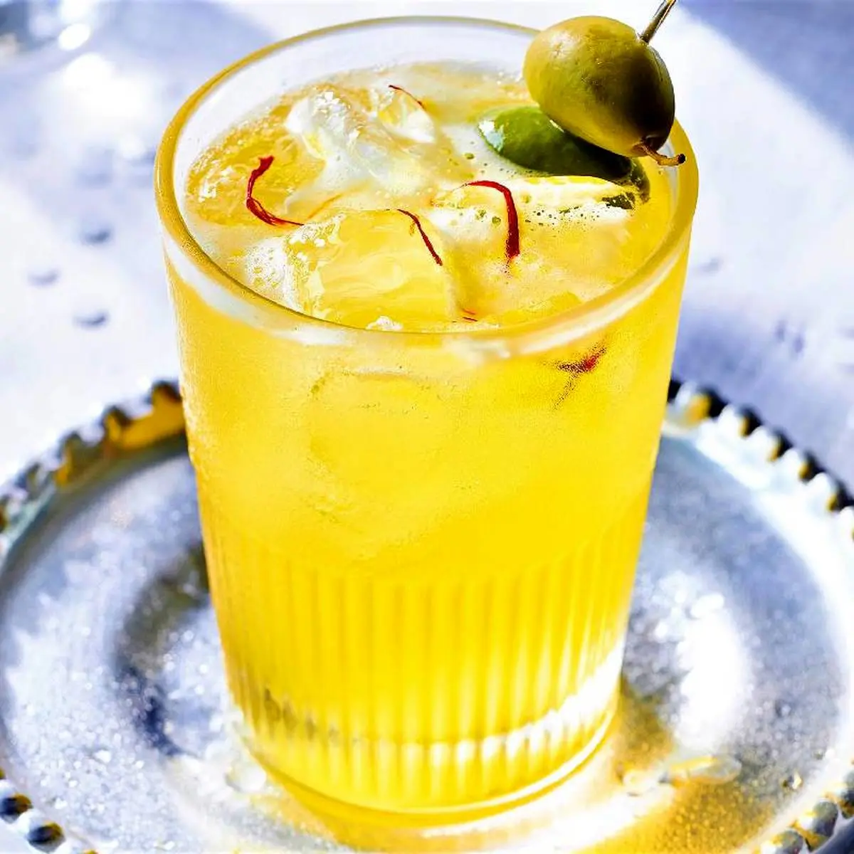 یک شربت خنک و خوش طعم برای روزهای ماه رمضان | طرز تهیه شربت بهار نارنج مخصوص ماه رمضان 