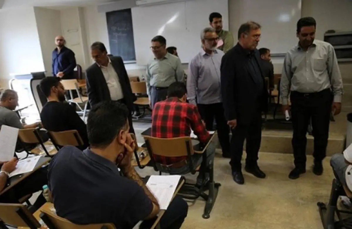 آزمون تعیین سطح علمی کارکنان ذوب‌آهن اصفهان برگزار شد