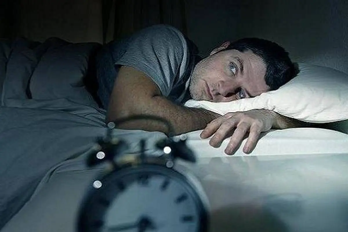 چکار کنیم راحت تر به خواب رویم ؟ | درمان بی خوابی های شبانه با ترفند های خاص