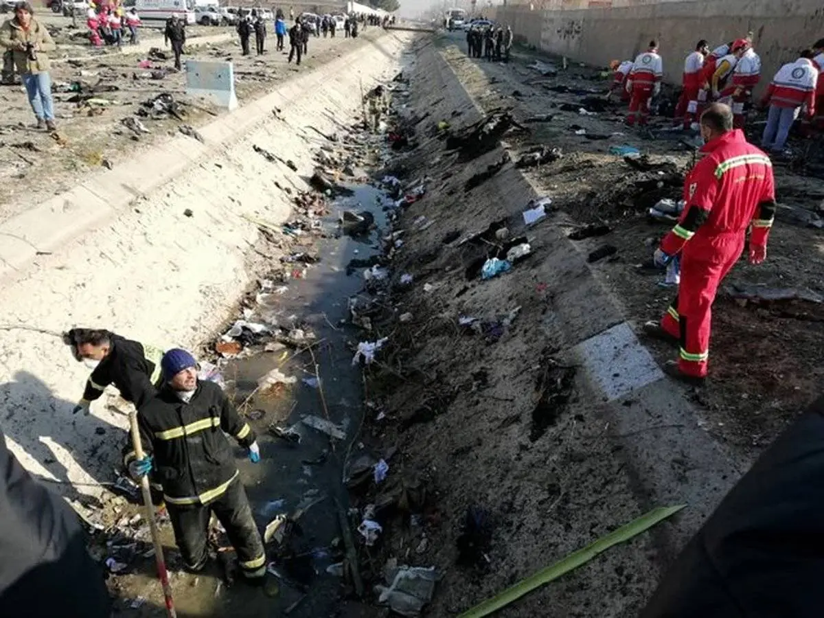 اولین فیلم از سقوط هواپیمای اوکراینی با ۱۷۰ مسافر