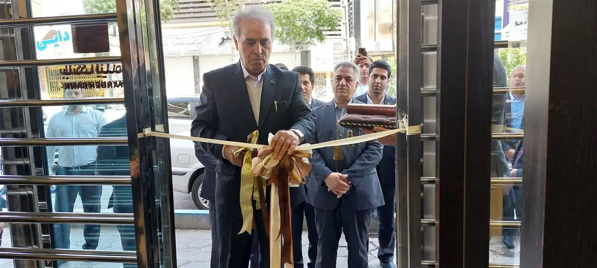 افتتاح شعبه جدید بانک آینده در پاکدشت