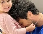 تبریک عاشقانه شاهرخ استخری به همسرش در روز تولدش | عکسهای شاهرخ استخری و دخترانش
