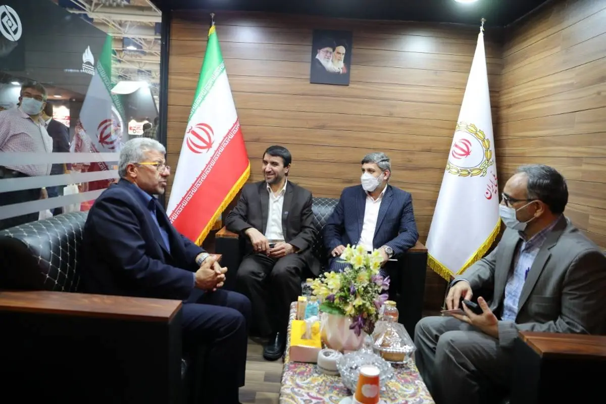 معاون وزیر نفت: ابزارهای مالی بانک ملی ایران در توسعه صنعت پتروشیمی نقش موثر و بسزایی دارد