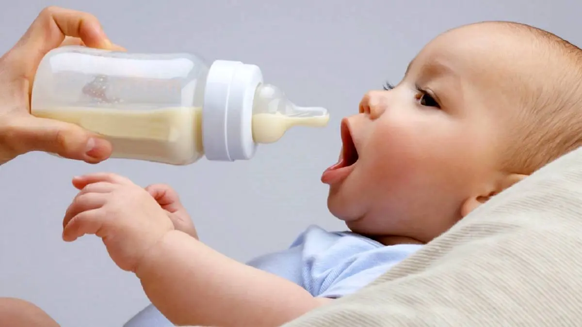 شیردهی مادر آلوده به کرونا نوزاد را مبتلا می‌کند؟ + جزئیات 