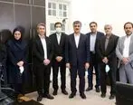 بازدید دکتر فرزین از اداره کل روابط عمومی بانک ملی ایران