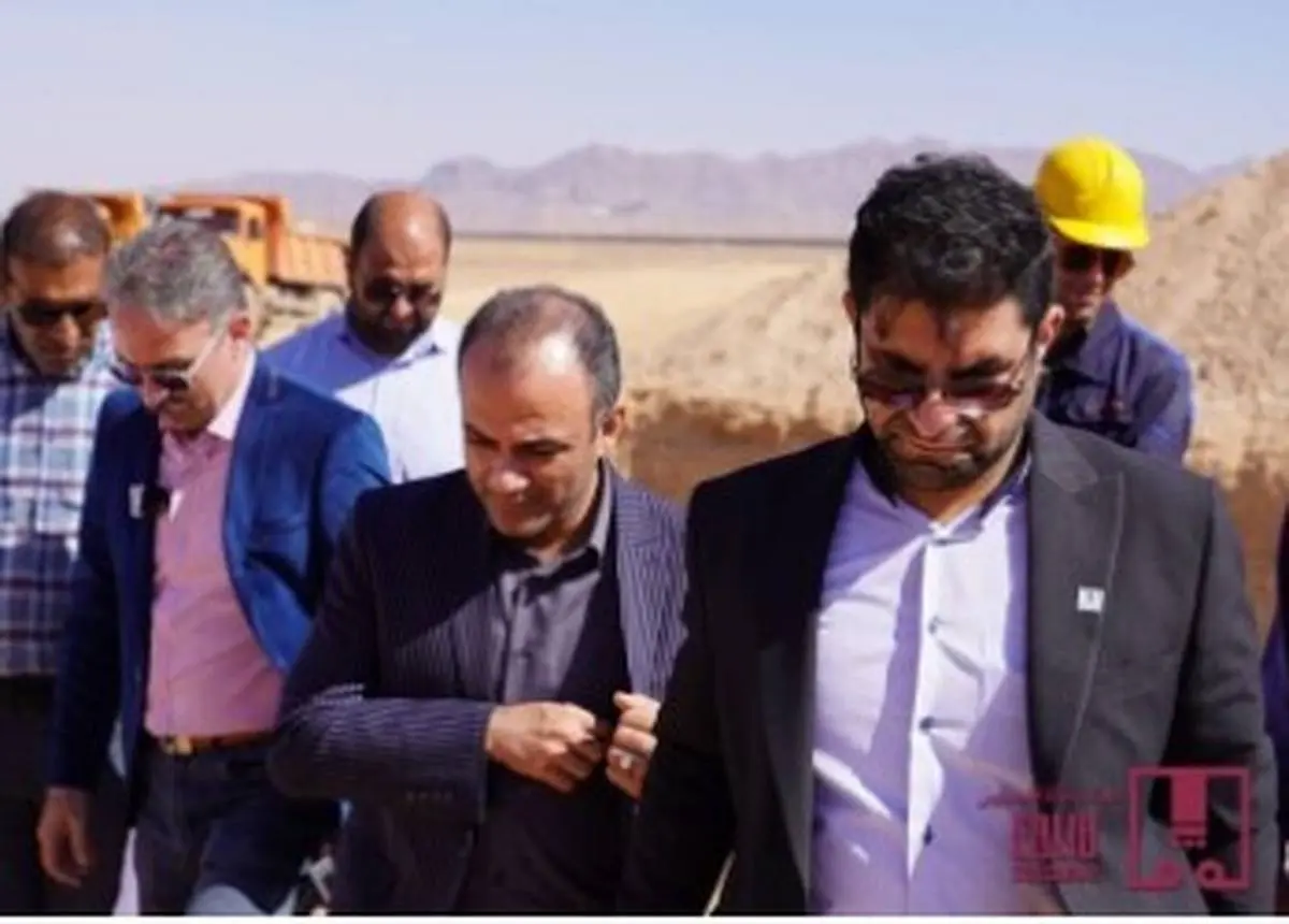 بازدید مدیرعامل و نائب رئیس هیات‌مدیره فولاد اقلید پارس از فرآیند اجرای پروژه آهن اسفنجی