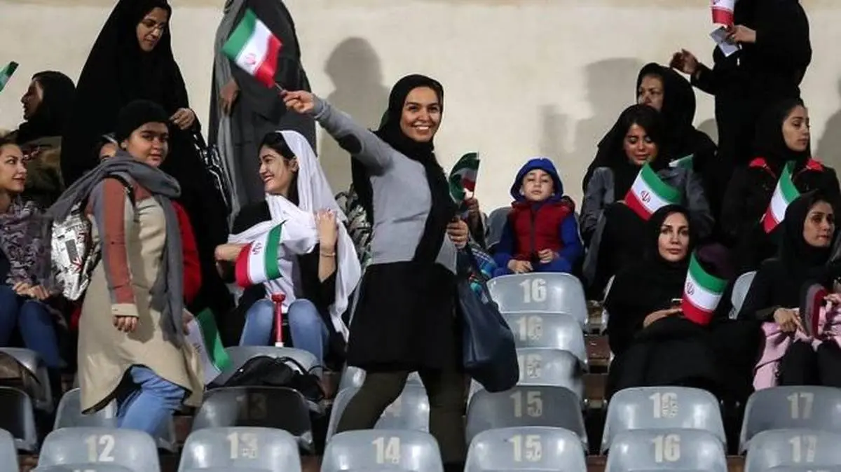 بیانیه فیفا درباره حضور زنان در ورزشگاه آزادی