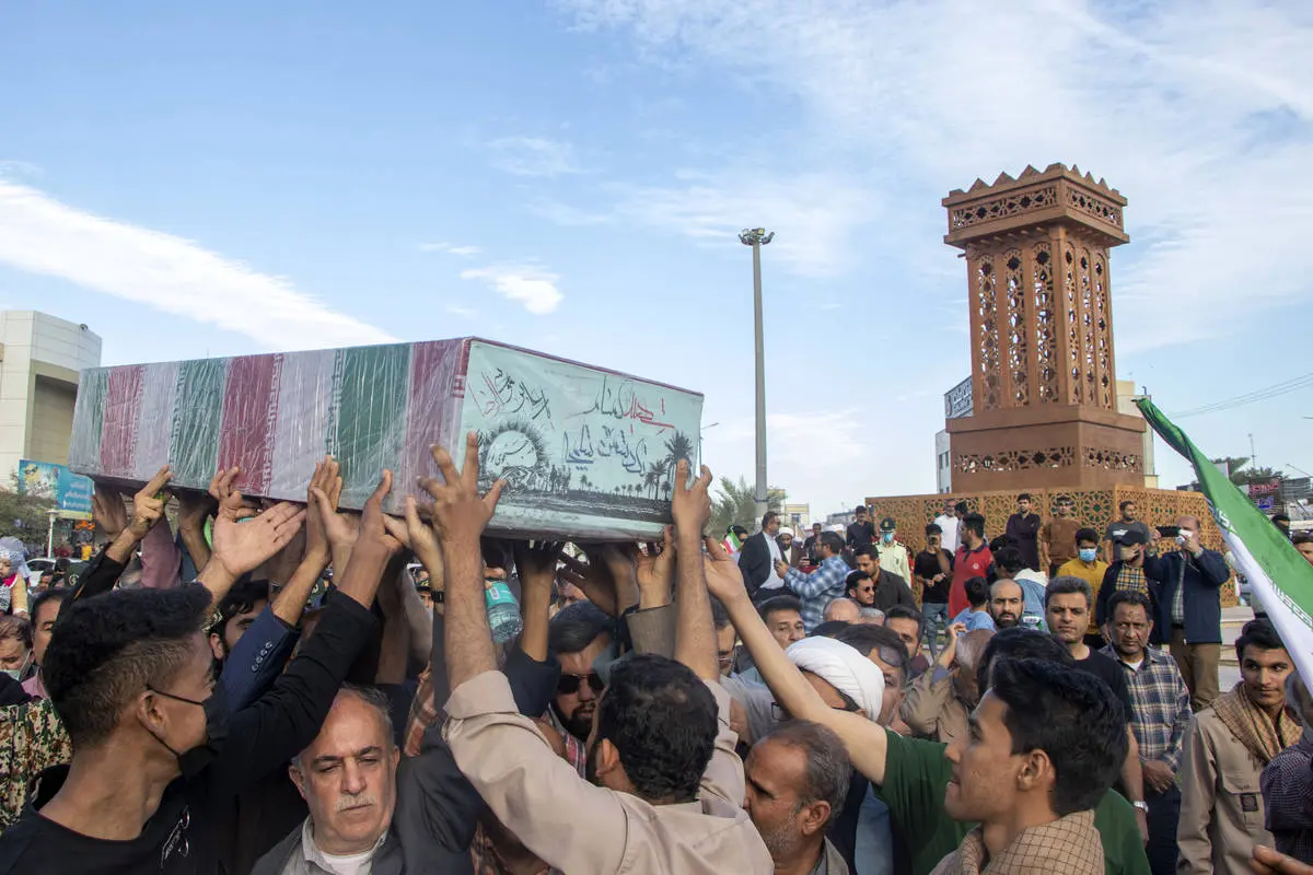  آیین تشییع و خاکسپاری پیکر مطهر شهید گمنام در شهر درگهان برگزار شد