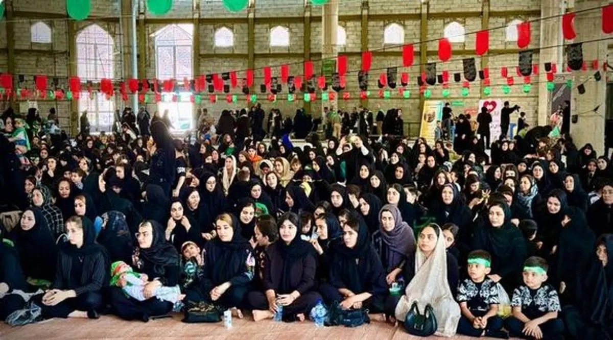 ماکو در سوگ طفل ششماهه کربلا؛ نوای یا علیاصغر در مصلای ماکو طنینانداز شد