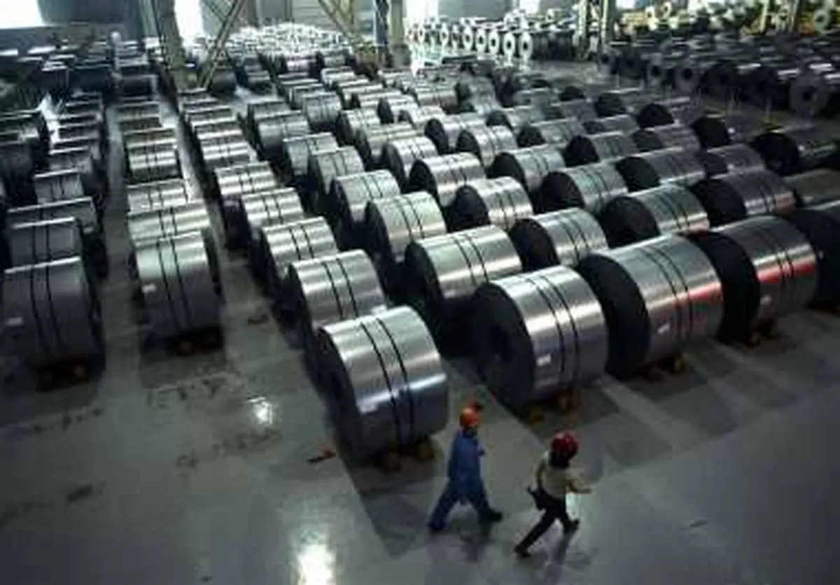 شرکت‌های فولادی اقدامات داوطلبانه برای تنظیم بازار فولاد را آغاز کردند