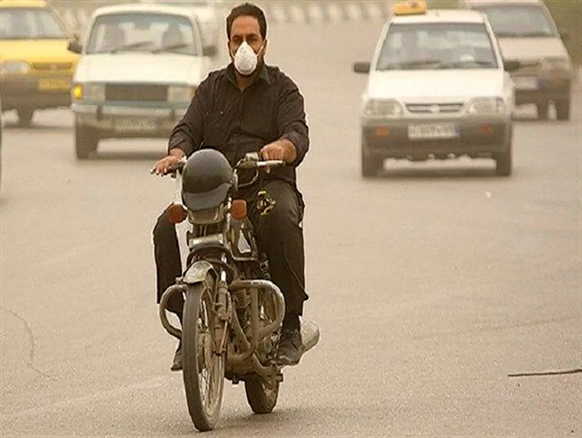 یکی از عوامل آلودگی هوا موتورسیکلت‌های از رده خارج هست 