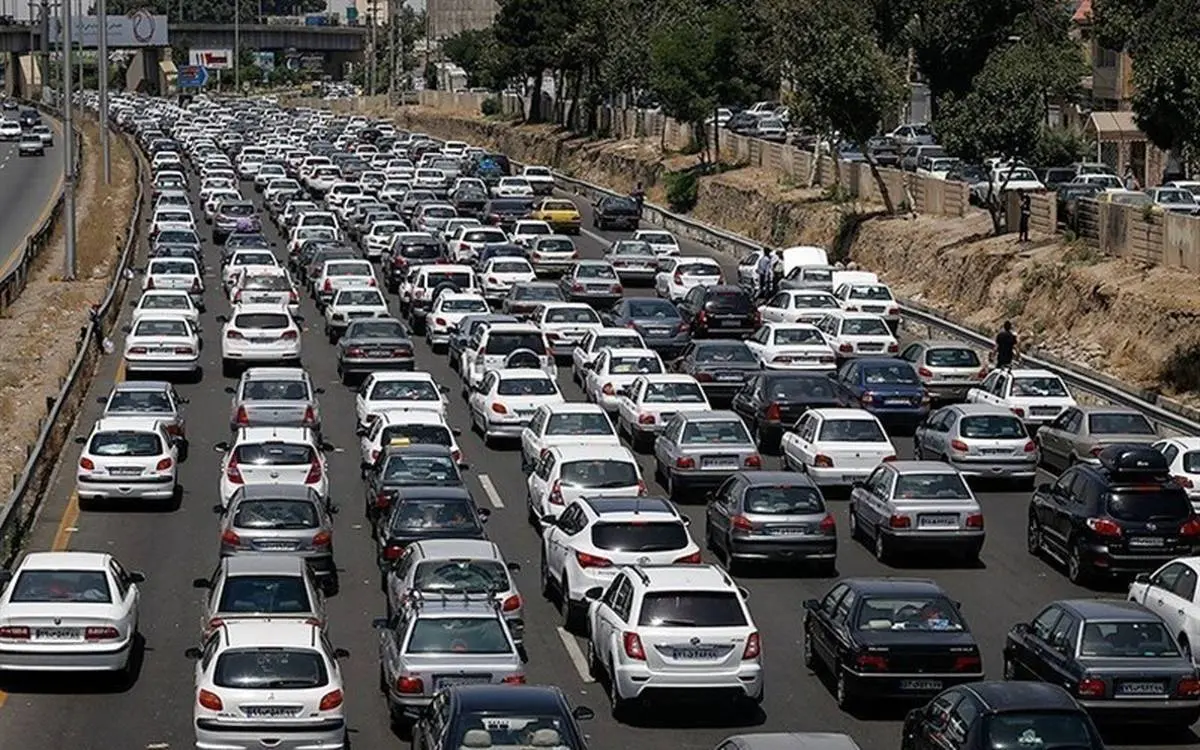ترافیک نیمه سنگین در محورهای مواصلاتی کشور