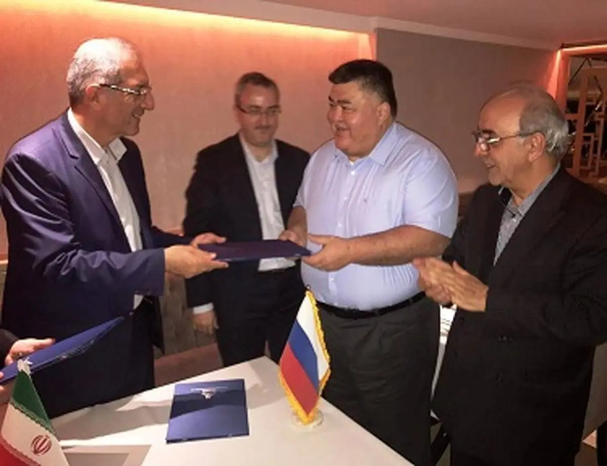 ایران و روسیه قرارداد تولید ۵۰۰ واگن مسافربری امضاء کردند
