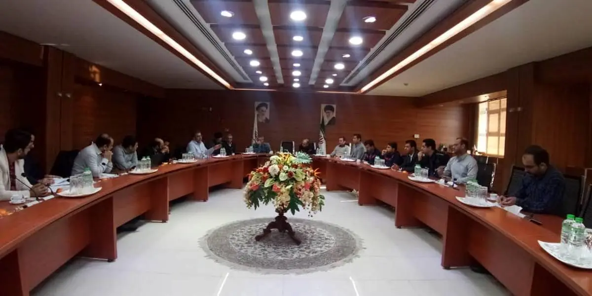 جلسه فنی و تخصصی تولید اسلب، ورق و لوله در شرکت فولاد اکسین خوزستان برگزار شد