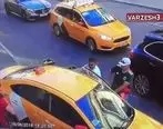 فیلم/ لحظه وحشتناک برخورد تاکسی با مردم در مسکو