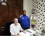 شاه ماهی با استقلال قرارداد خود را امضا کرد + عکس