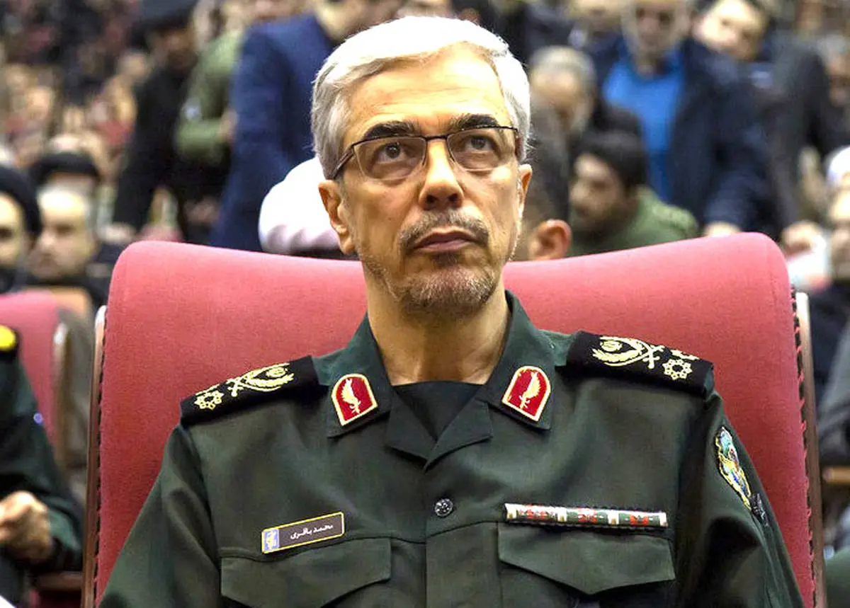 تمبر"دستاوردهای جدید فرماندهی شهید زرهرن نزاجا" رونمایی شد