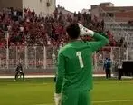 علیرضا بیرانوند جام را پیش خانواده برد| عکس یادگاری همسر بیرانوند با جام قهرمانی