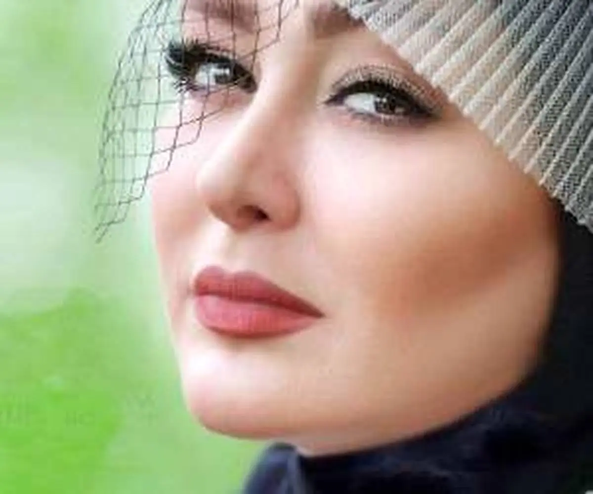 تبلیغ الهام حمیدی با چشم های رنگی برای یک مزون لباس! | الهام حمیدی شوهرش را عصبانی کرد