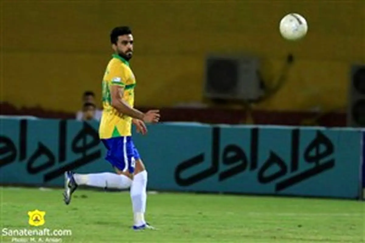 اهل‌شاخه: فوتبال ایران باید به ما احترام بگذارد
