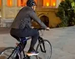 دوچرخه‌سواری ژوزه مورایس در بافت تاریخی اصفهان + فیلم