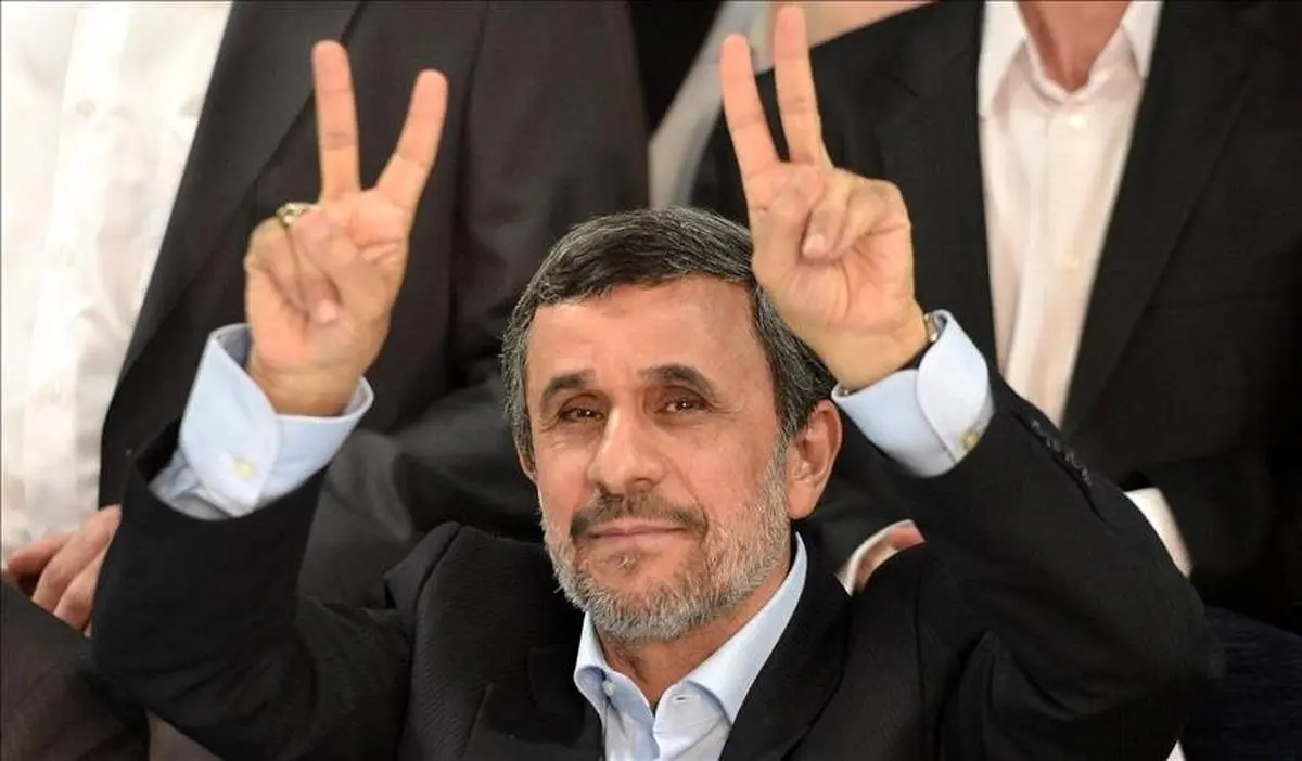 جزئیات ثبت نام احمدی نژاد برای ریاست جمهوری + حاشیه ها