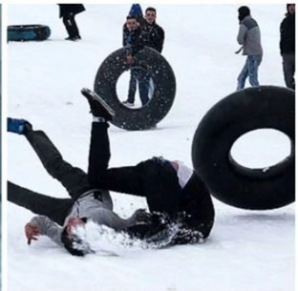 تعطیلات مرگبار و خونین با یک کشته و ۹۶ مجروح در برف بازی سپیدان