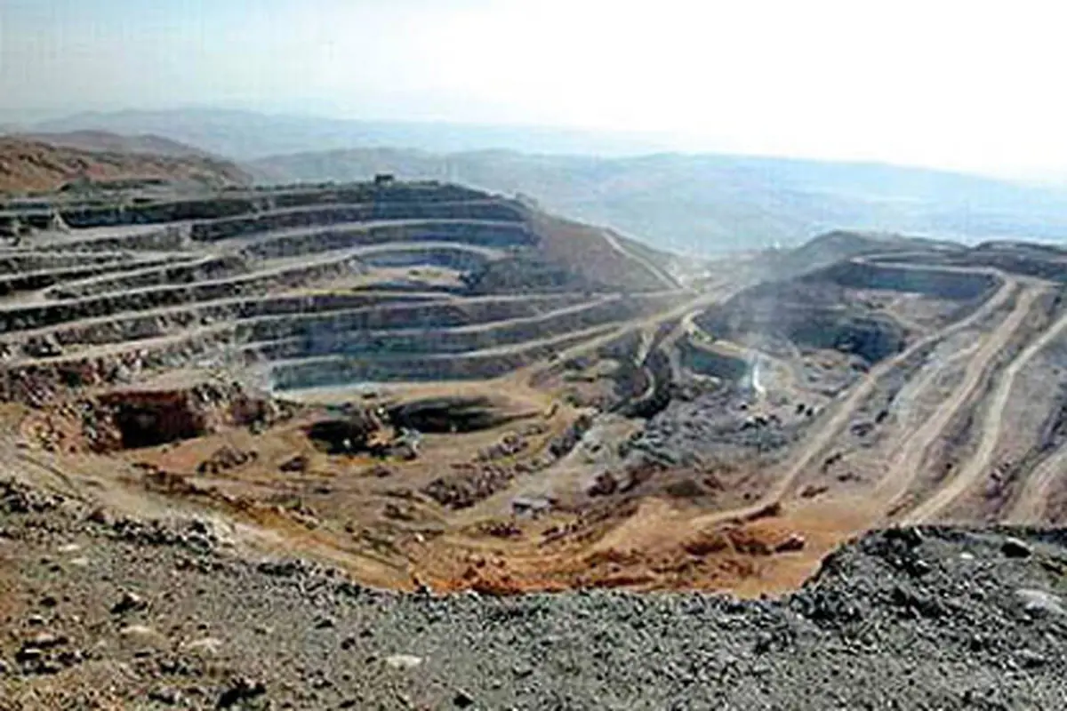 ایران یک درصد از ذخایر معدنی خود را استخراج می کند