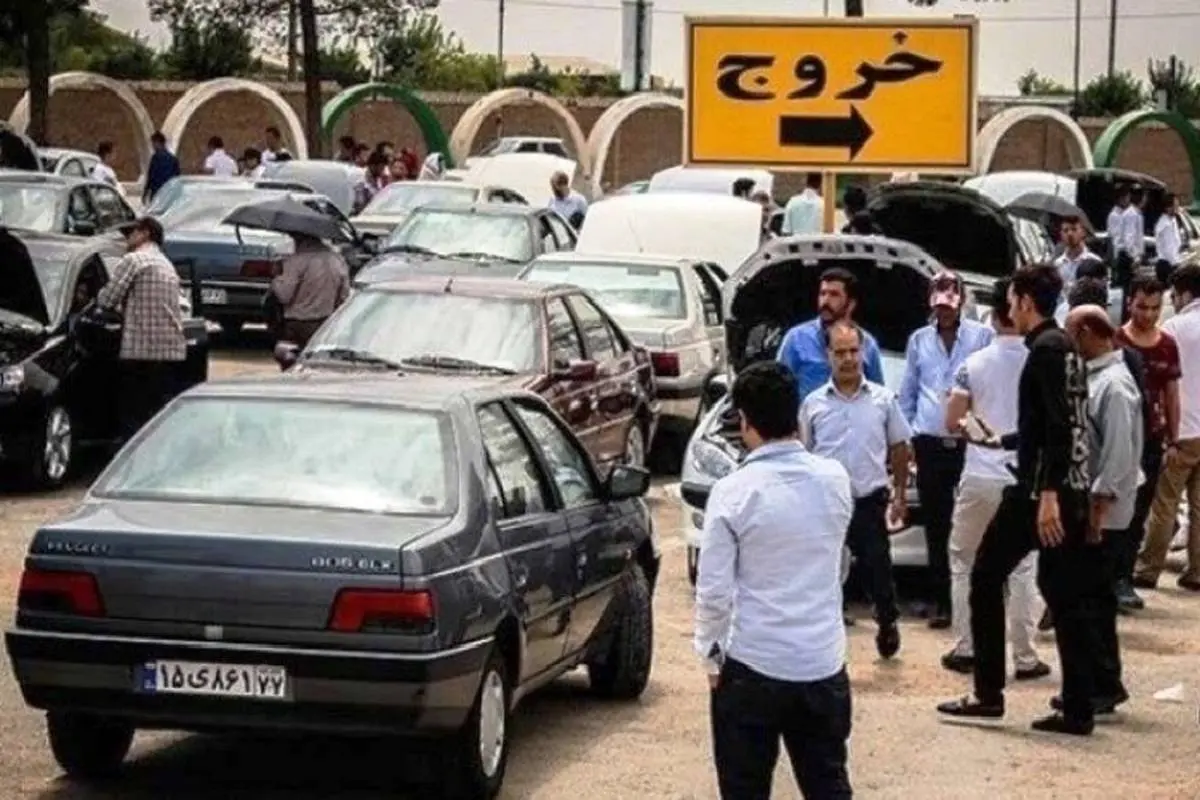 قیمت روز خودرو سه شنبه ۲۶ آذر؛ سایپا و ایران خودرو به روند ارزانی ادامه می‌دهند؟ 
