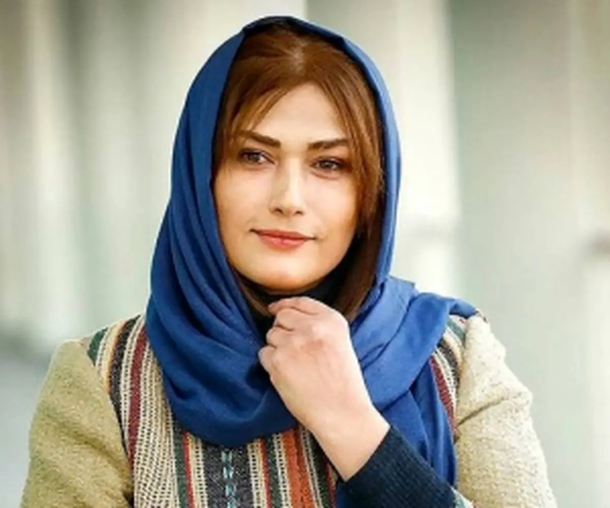 (ویدئو) موتور سواری خانم بازیگر در خیابان های تهران | خانم بازیگر سریال گناه فرشته سوار بر موتور
