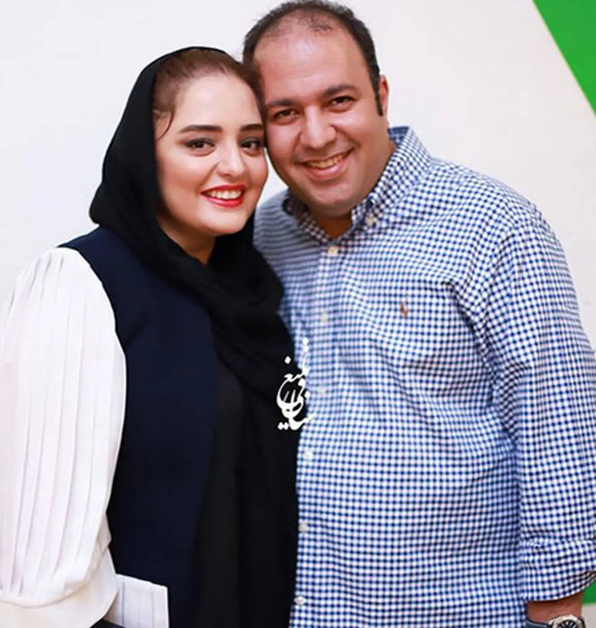نرگس محمدی و همسرش در جشنواره فجر | خانم بازیگر چقدر تپل شده 