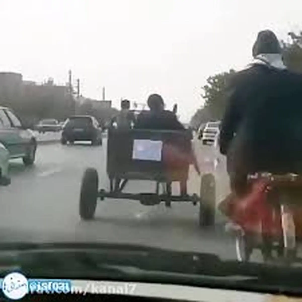 الاغ سواری در اصفهان به نشانه اعتراض به قیمت بنزین + فیلم