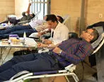 مشارکت کارکنان بانک سینا در اهدای خون 