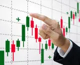 دامنه نوسان، عامل قفل‌شدگی بازار / راه نجات بورس، شناوری واقعی و واگذاری مدیریت دولتی است