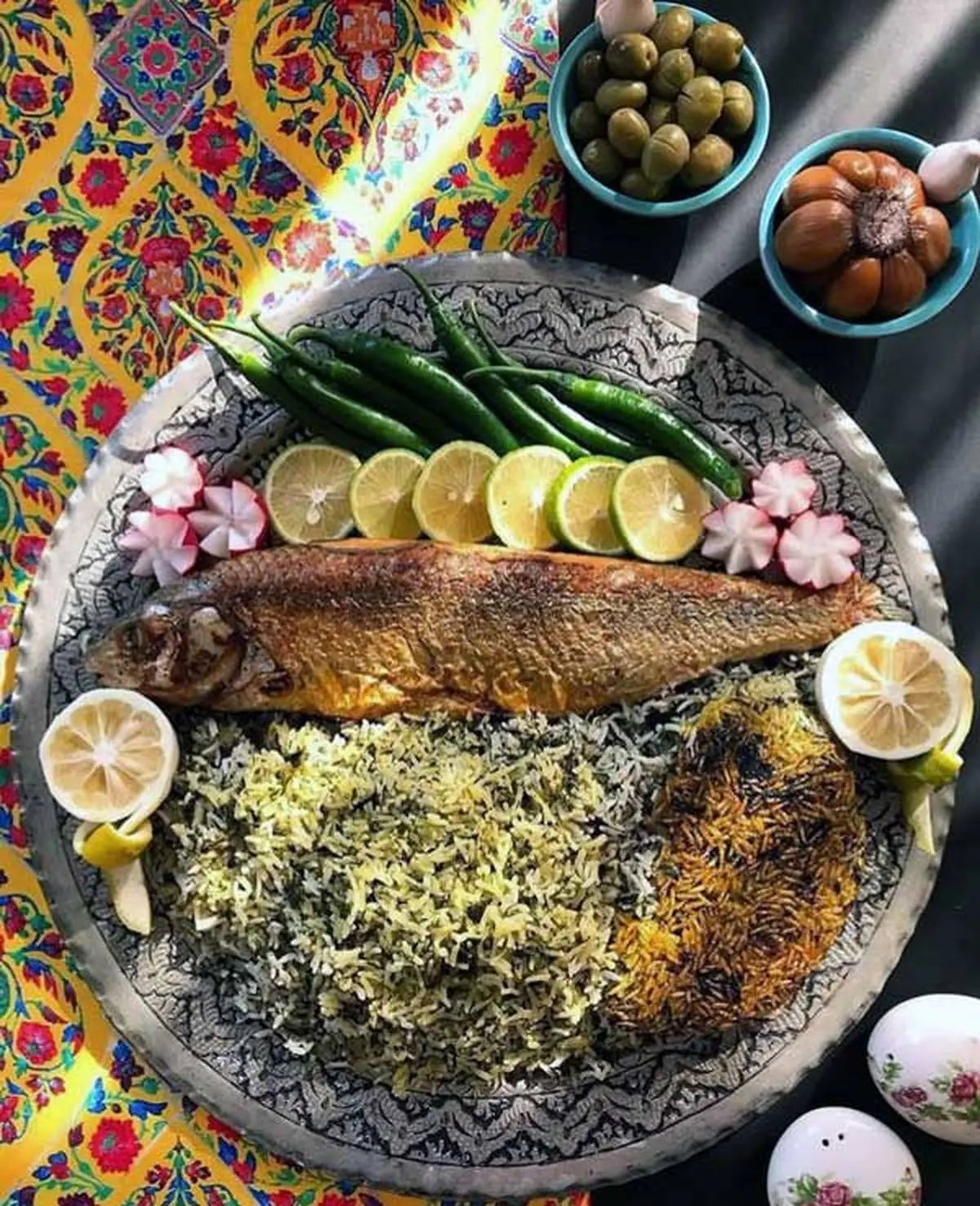 طرز تهیه “سبزی پلو با ماهی” شب عید اصیل ایرانی 