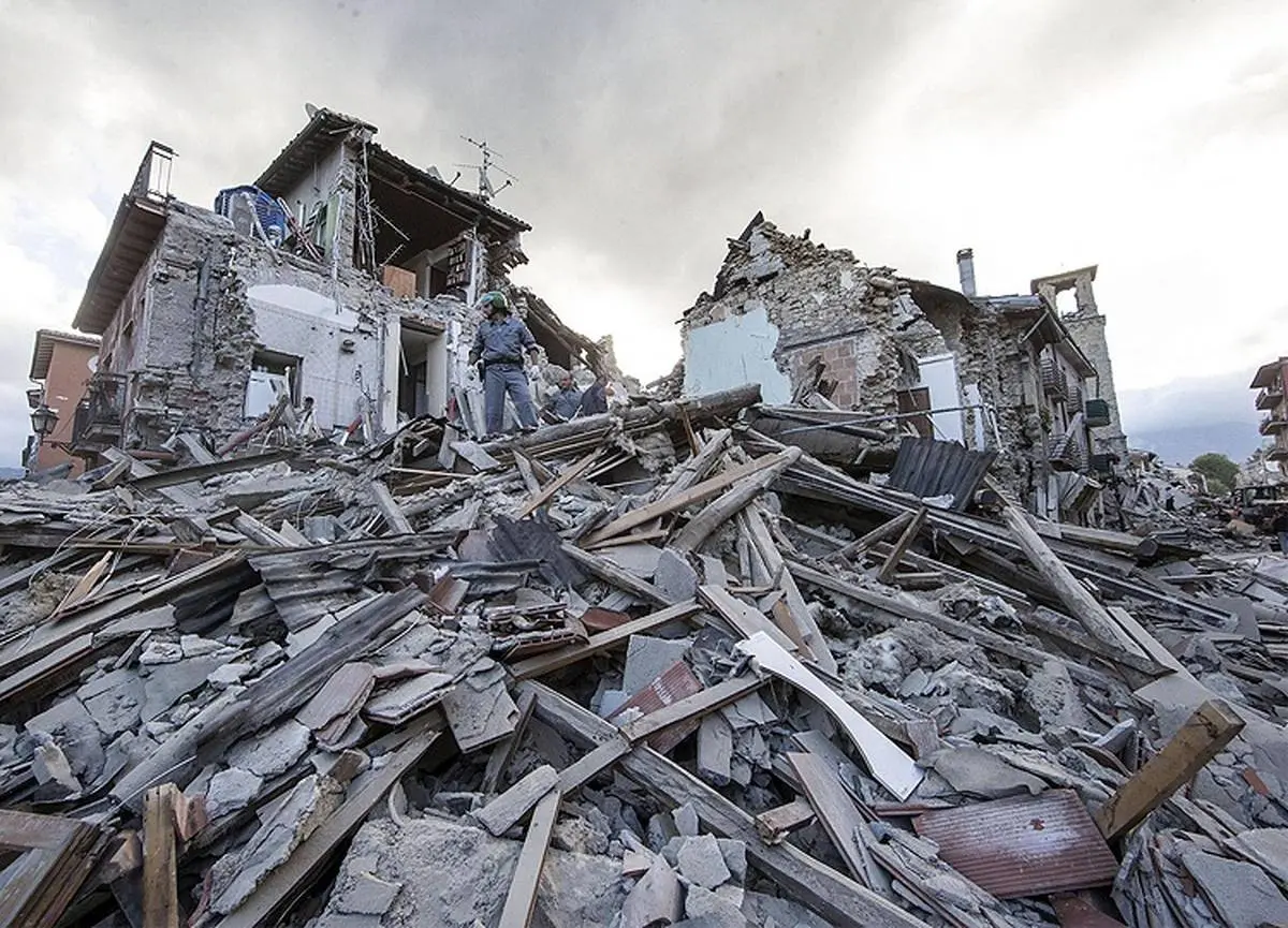 زلزله ۷.۷ ریشتری ترکیه را  ویران کرد 