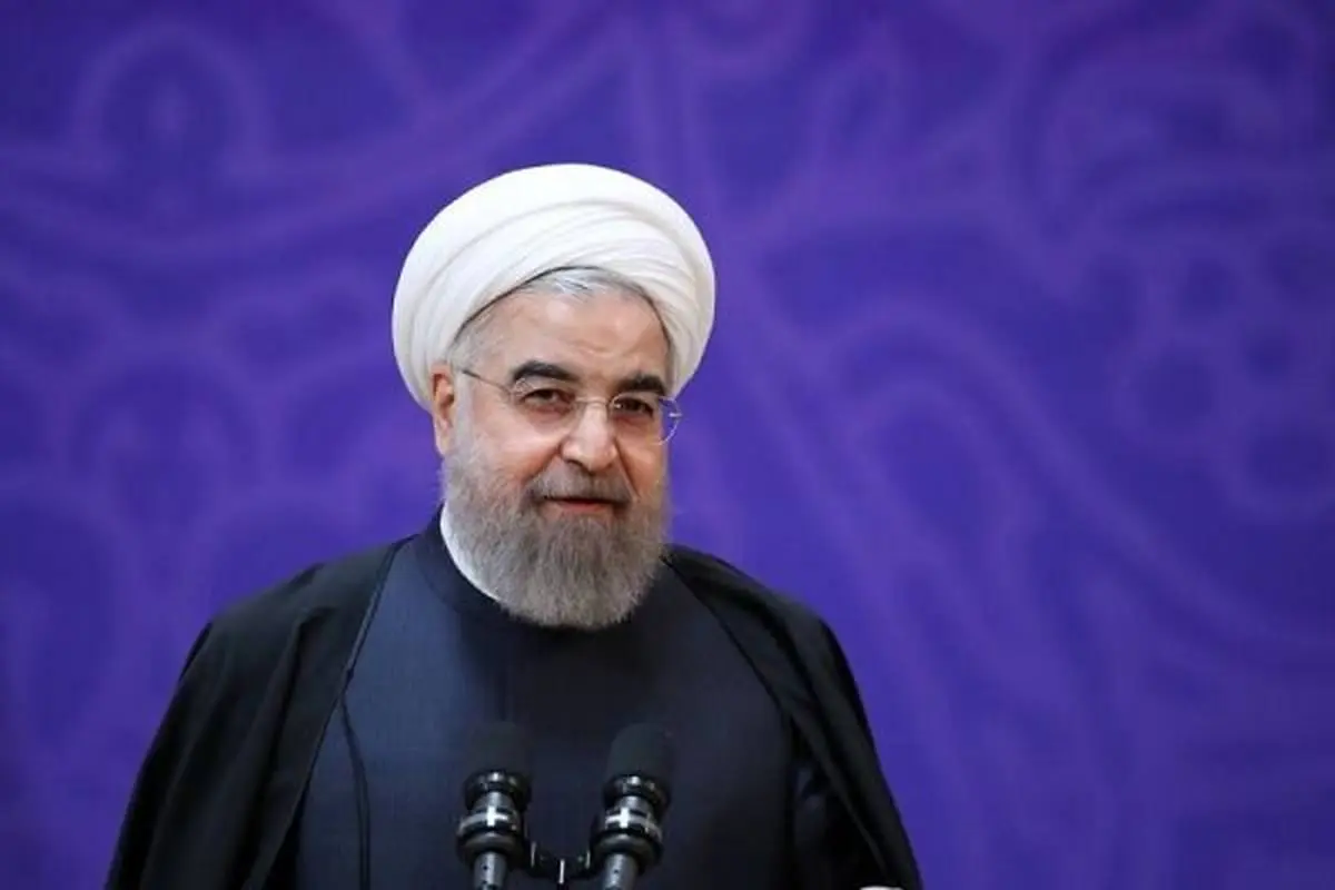 روحانی: سرنخ‌هایی از عامل حمله موشکی به نفتکش ایرانی داریم
