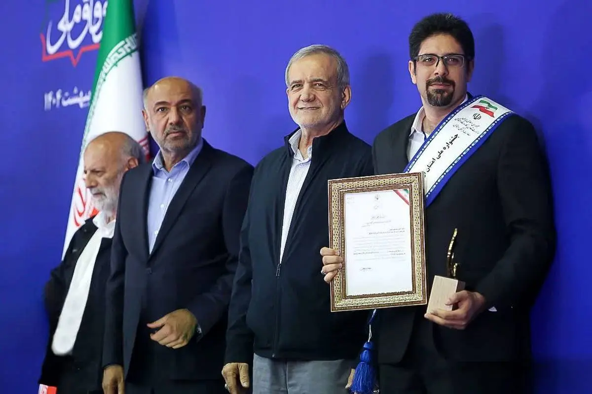 گروه‌کاری شرکت توسعه آهن و فولاد گل‌گهر به عنوان «گروه کار نمونه ملی» انتخاب شد