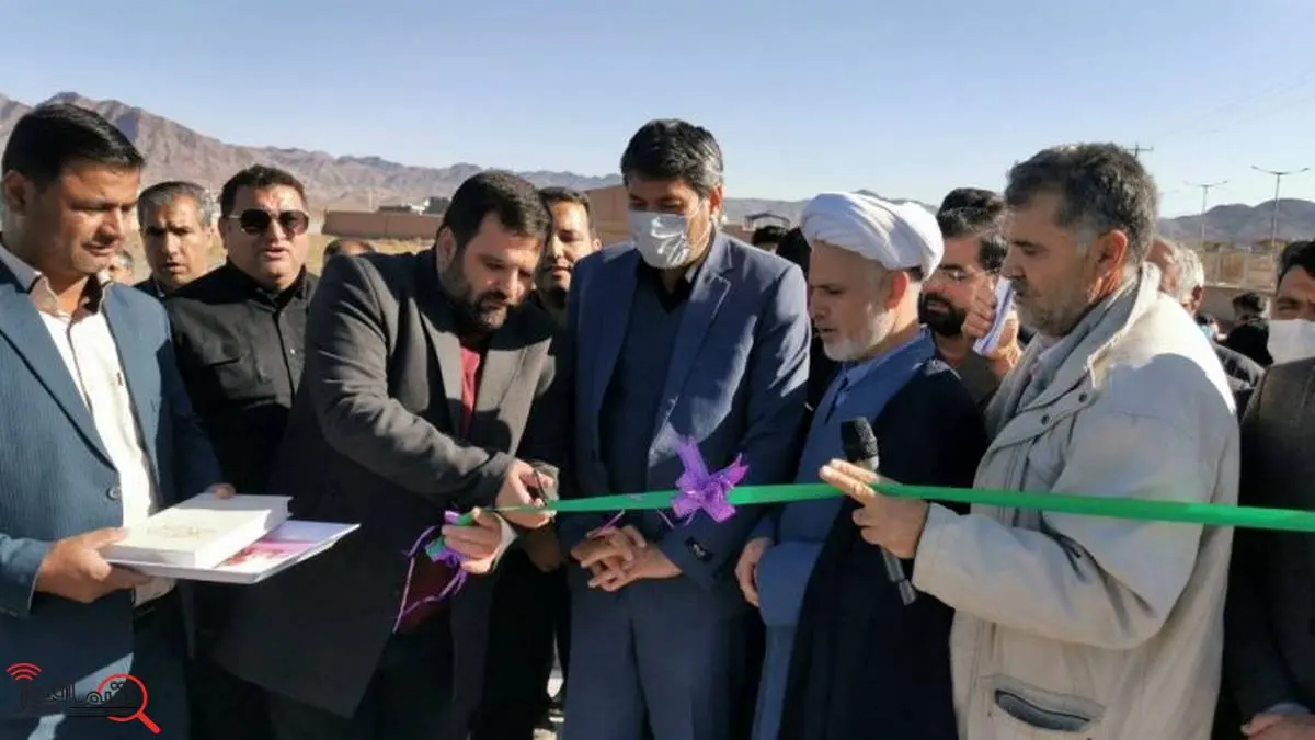 بنیاد مستضعفان دو زمین چمن مصنوعی در روستاهای محروم بجستان احداث کرد

