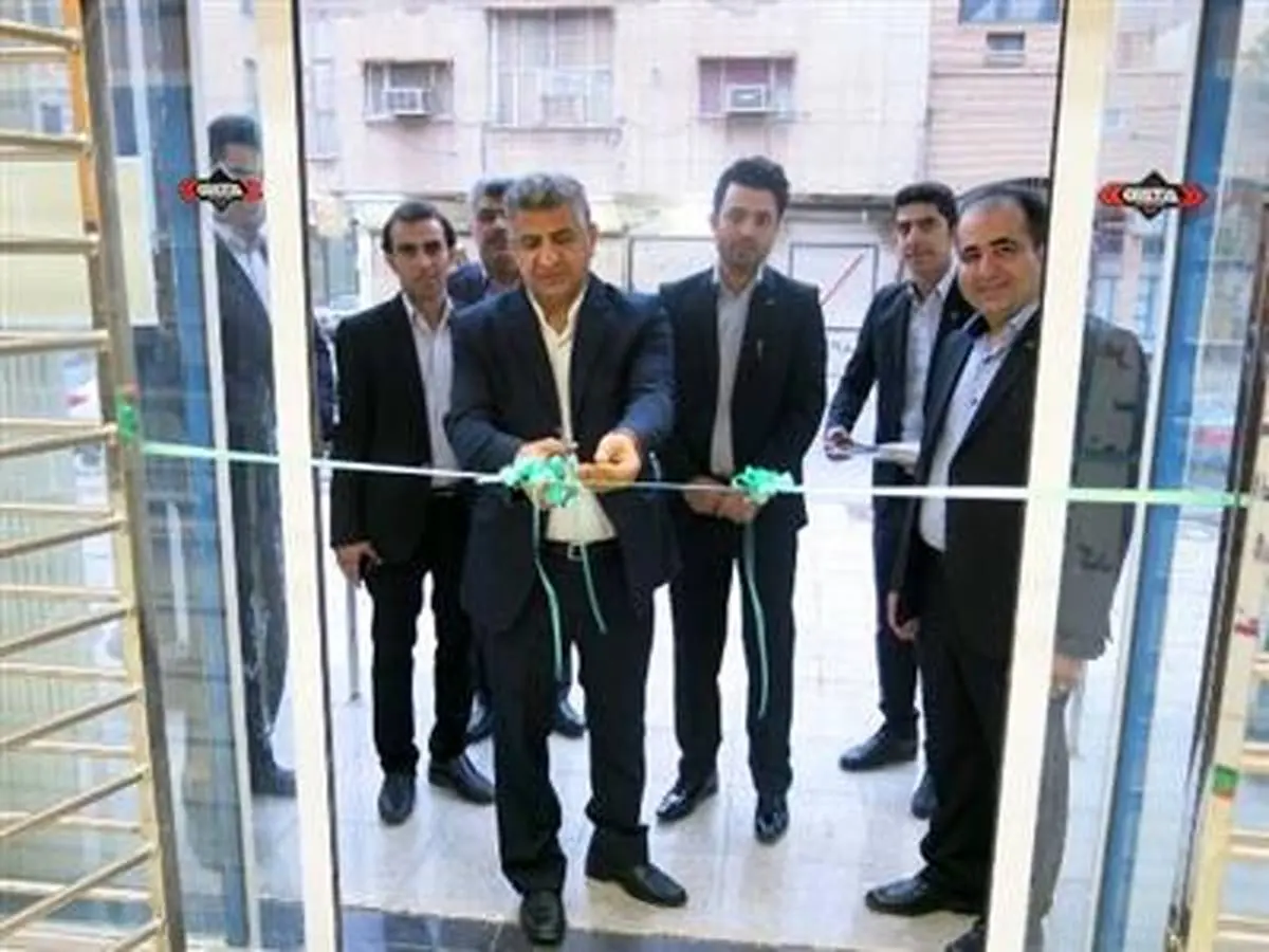 افتتاح ساختمان جدید شعبه خیابان ادهم، «امام خمینی (ره) سابق» اهواز