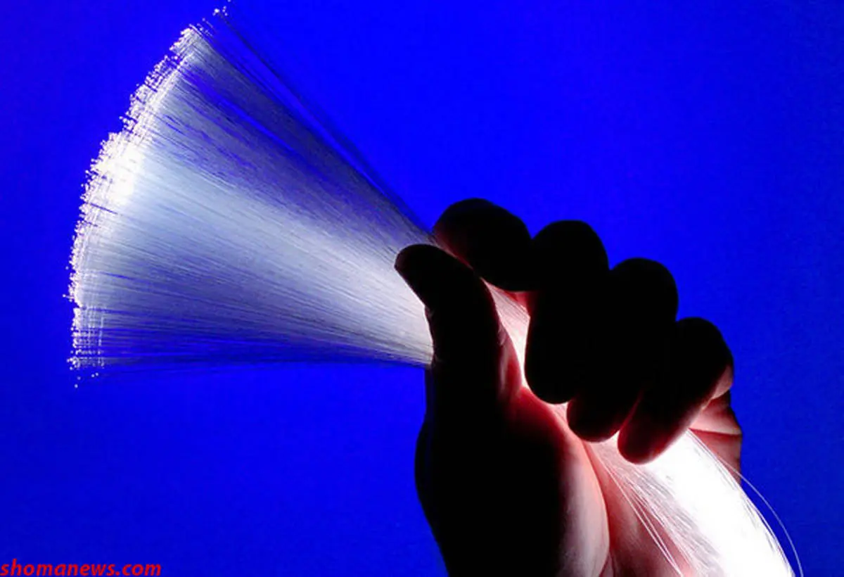 اینترنت ۱۰۰ مگابیتی با فیبرهای نورانی