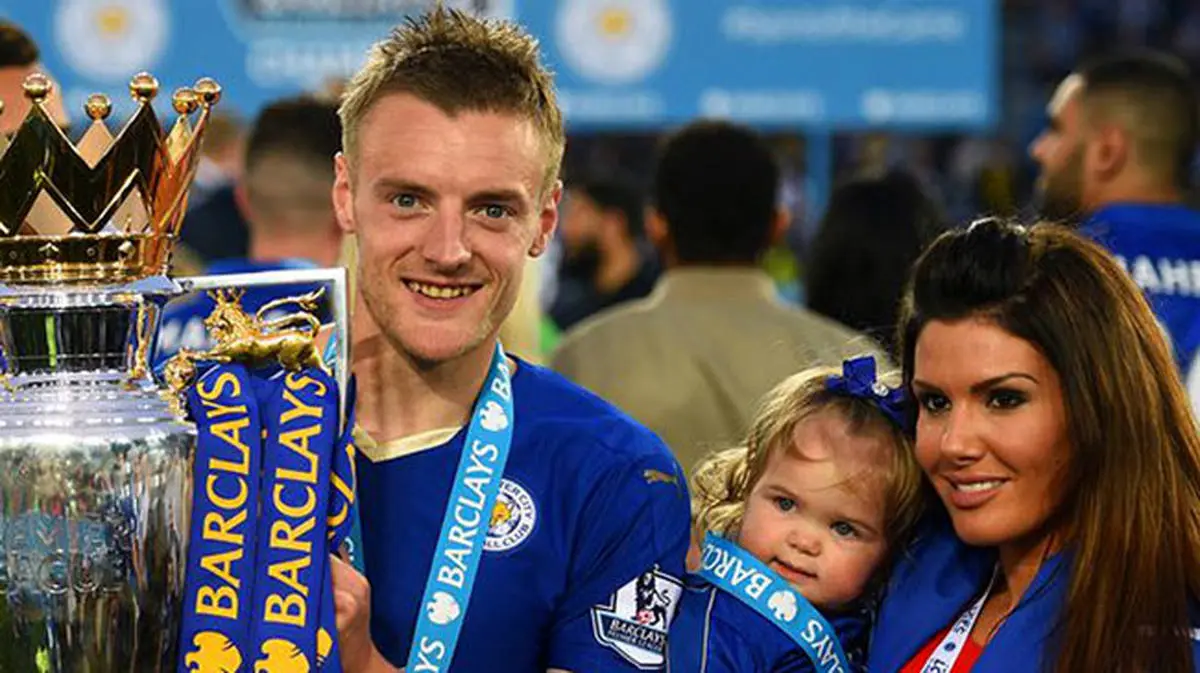 ستاره تیم ملی انگلیس از فرزند جدیدش رونمایی کرد + عکس