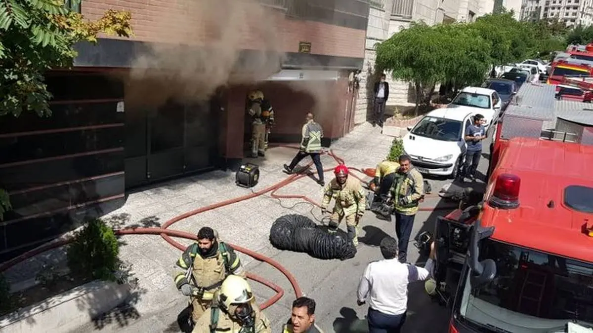 آتش سوزی وحشتناک در سعادت آباد تهران 