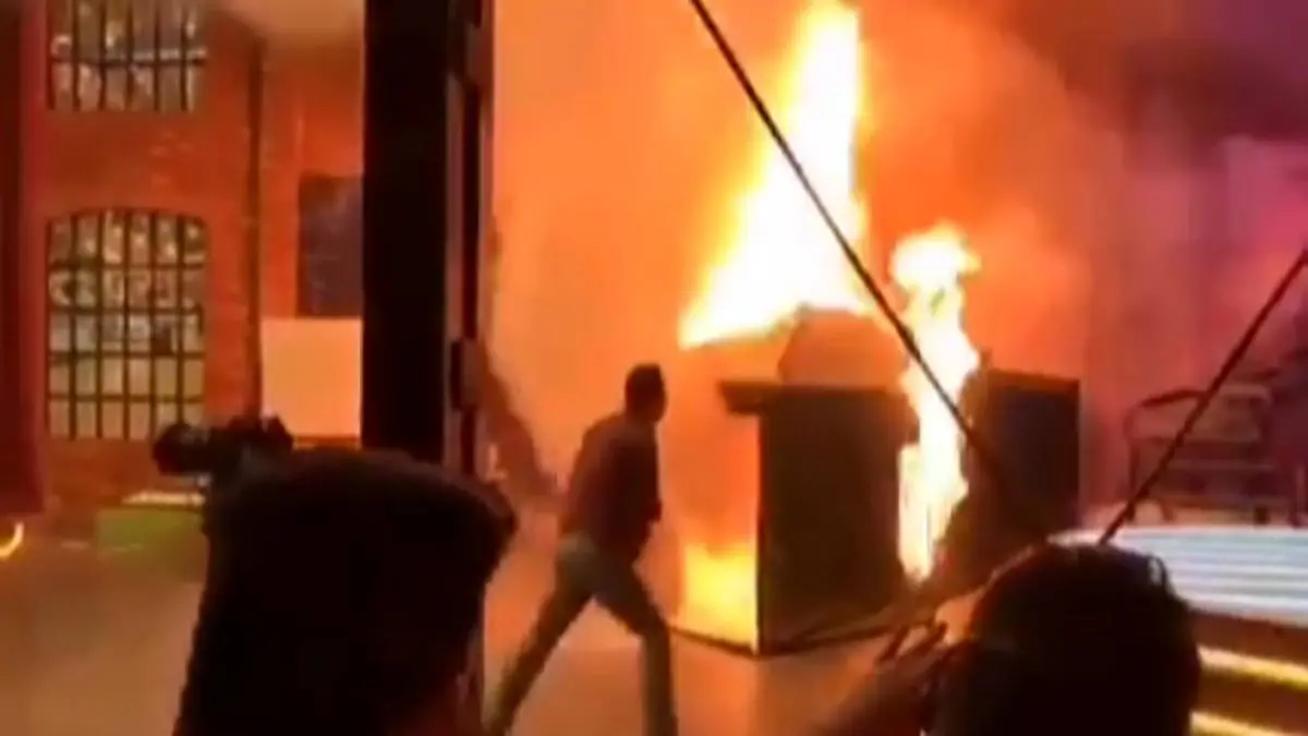 آتش سوزی شدید در هنگام ضبط برنامه میدون + فیلم