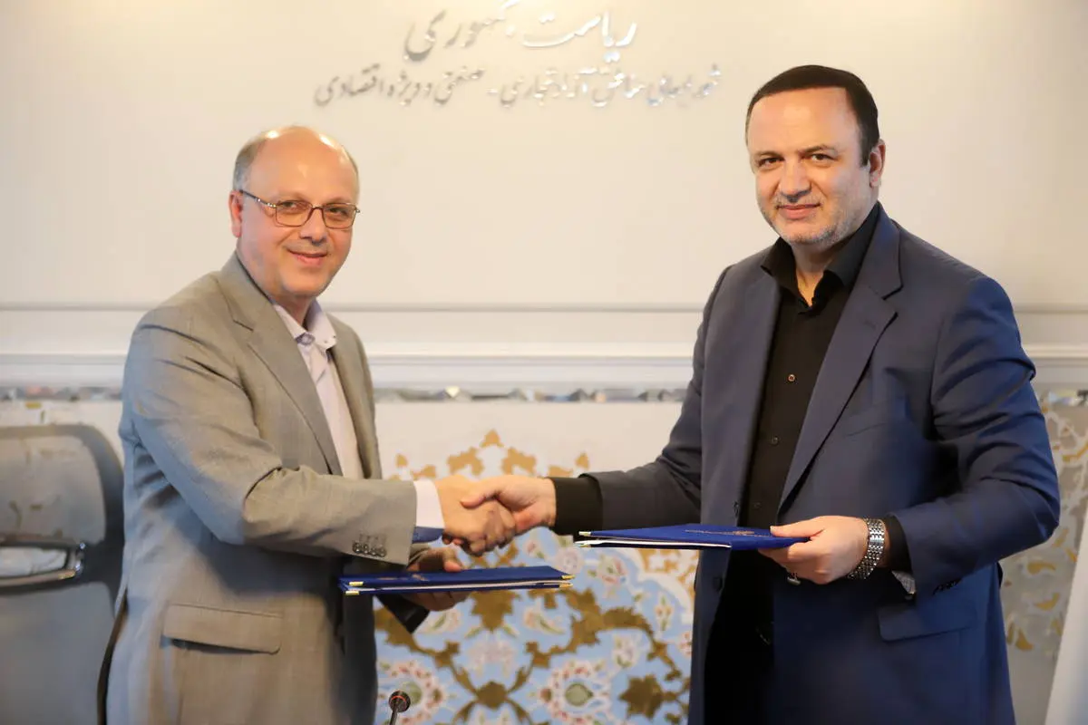 مناطق آزاد به پایلوت اجرای سند ملی بهره‌وری تبدیل می‌شوند
