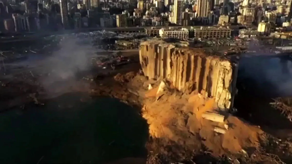 تصاویر هوایی از بندر بیروت پس از انفجار + فیلم