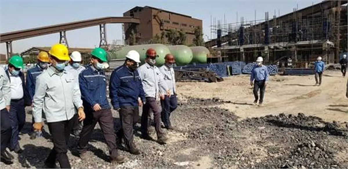 بازدید مدیرعامل و هیات همراه از بخش های مختلف شرکت فولاد خوزستان
