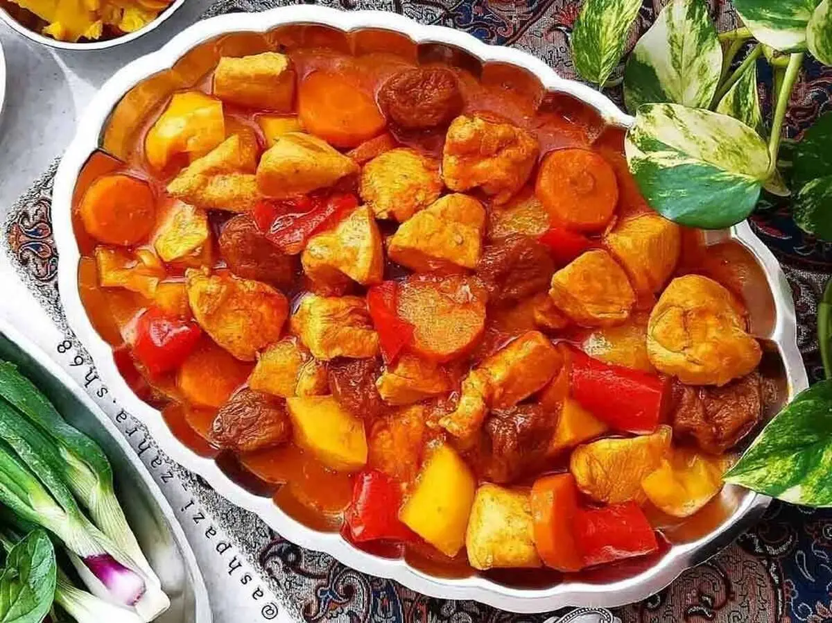 برای شام یک غذای خاص و سنتی درست کن / طرز تهیه تاس کباب یزدی با طعمی ویژه